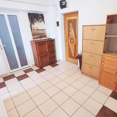 Ultracentral - Apartament Modern - Panoramic View Bacău Exterior foto